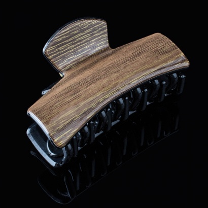 Заколка-краб пластиковая с имитацией древесины " KRA-351 " коричневая/золотистая фото 97627