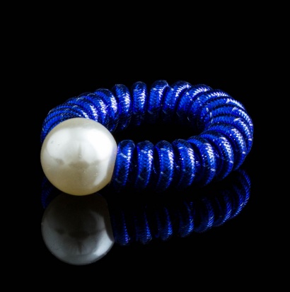 Резинка-пружинка силиконовая с текстильным декором и крупной бусиной " NO:2248 " синий фото 88233